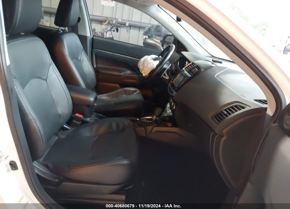 2016 MITSUBISHI OUTLANDER SPORT 2.4 SEL VIN: JA4AP4AWXGZ033890