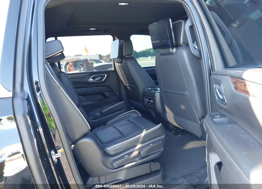 2021 CHEVROLET SUBURBAN 2WD PREMIER VIN: 1GNSCFKD5MR327523