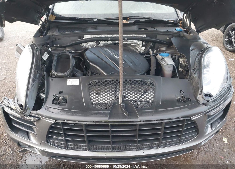 2017 PORSCHE MACAN VIN: WP1AA2A53HLB08984