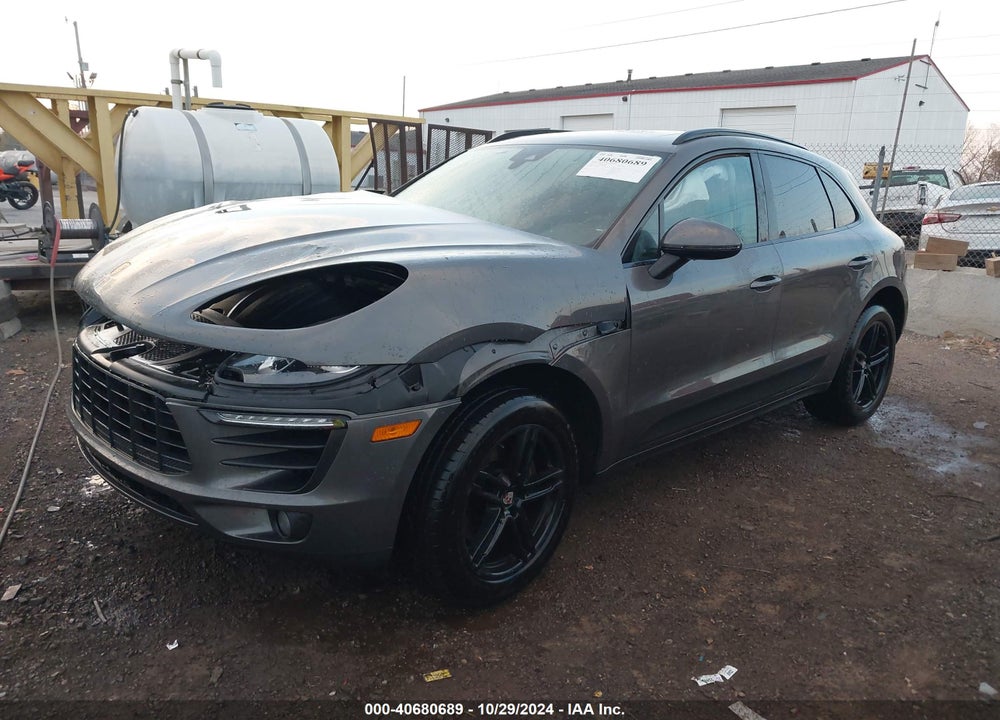 2017 PORSCHE MACAN VIN: WP1AA2A53HLB08984