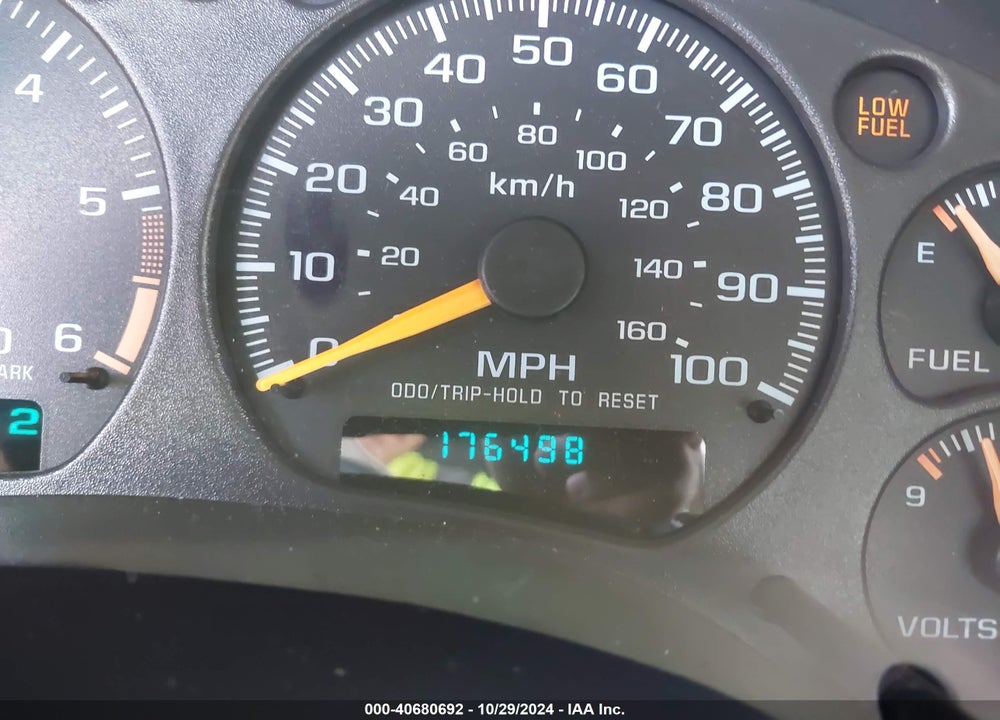 2000 CHEVROLET S-10 LS VIN: 1GCCT19W3Y8199656