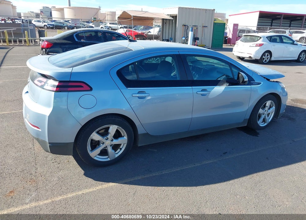 2013 CHEVROLET VOLT VIN: 1G1RB6E41DU149640