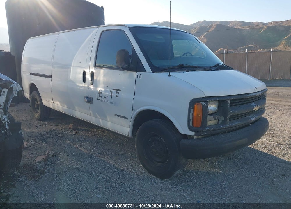 2000 CHEVROLET EXPRESS VIN: 1GCHG39R9Y1261747
