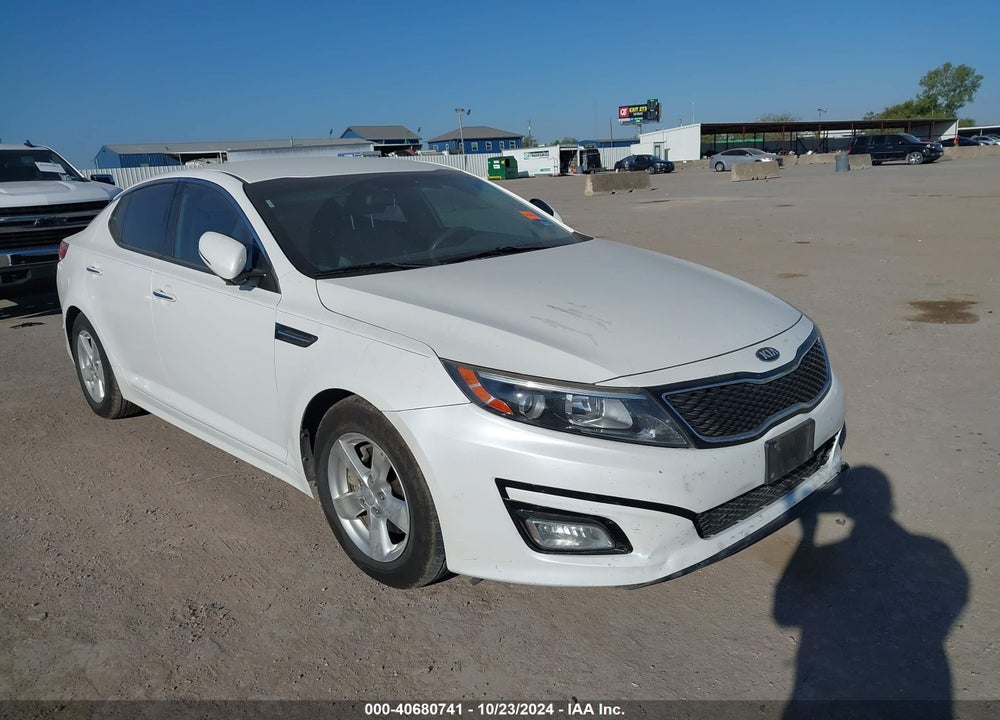 2015 KIA OPTIMA LX VIN: KNAGM4A78F5642657