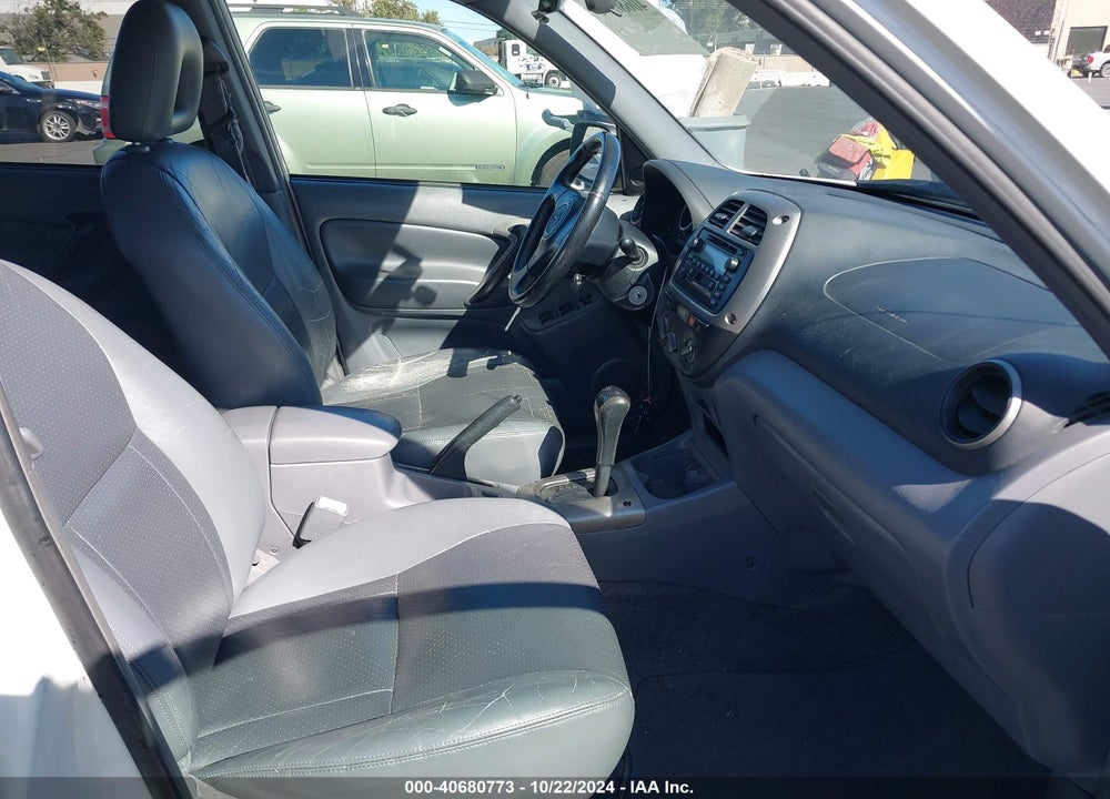 2001 TOYOTA RAV4 VIN: JTEGH20V010027405