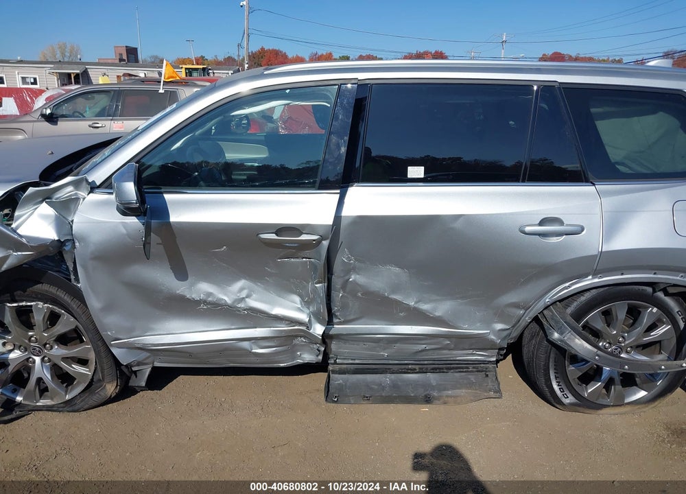 2024 TOYOTA GRAND HIGHLANDER LIMITED VIN: 5TDAAAB57RS029375