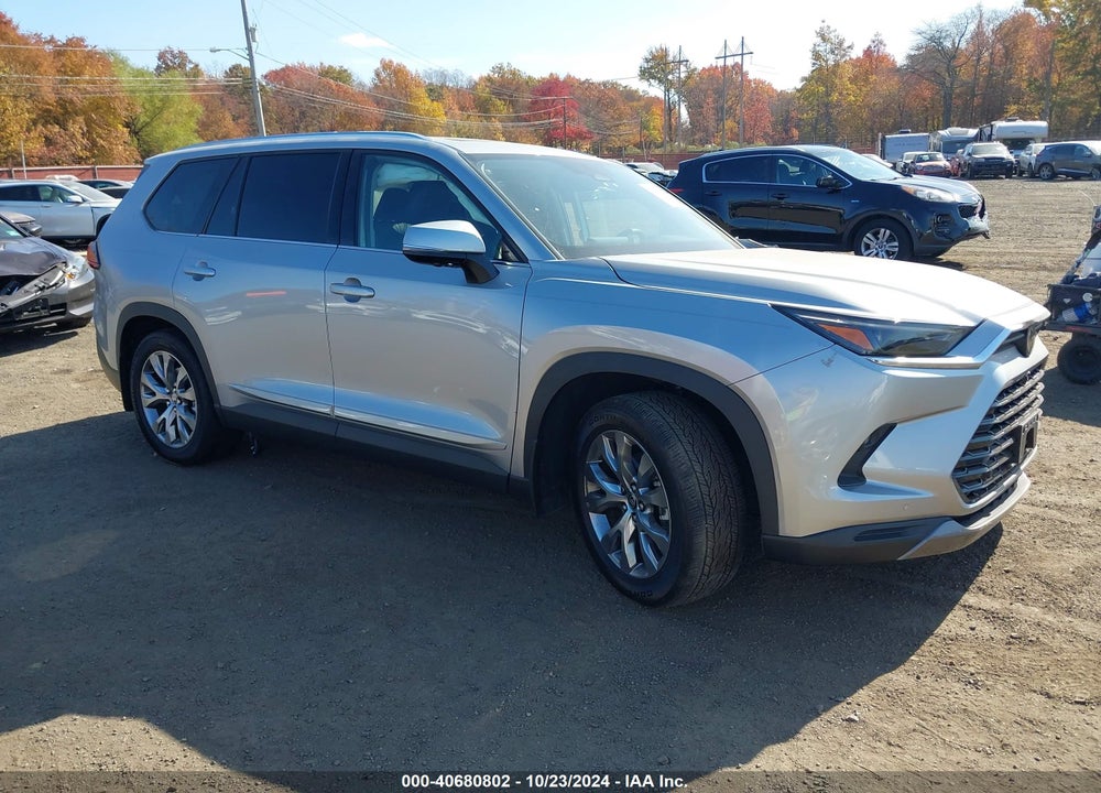 2024 TOYOTA GRAND HIGHLANDER LIMITED VIN: 5TDAAAB57RS029375