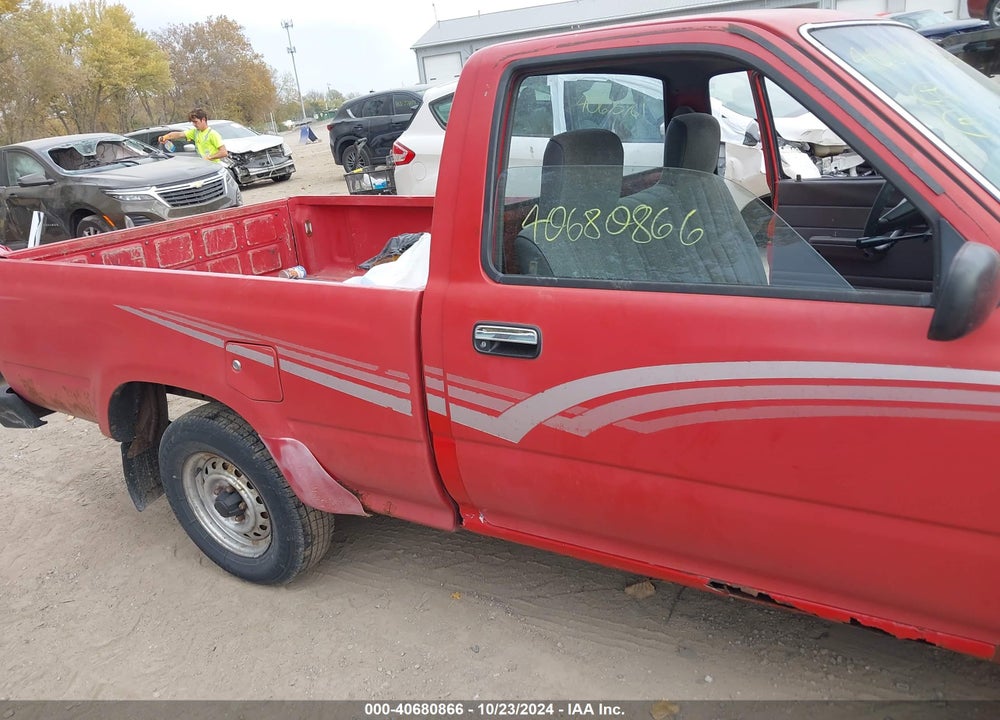 1989 TOYOTA PICKUP 1/2 TON SHT WHEELBASE DLX VIN: JT4RN81P0K5033220