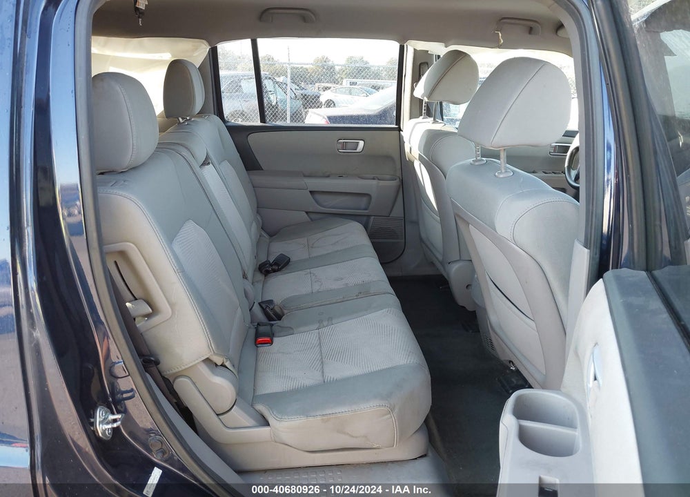 2013 HONDA PILOT LX VIN: 5FNYF4H20DB083712