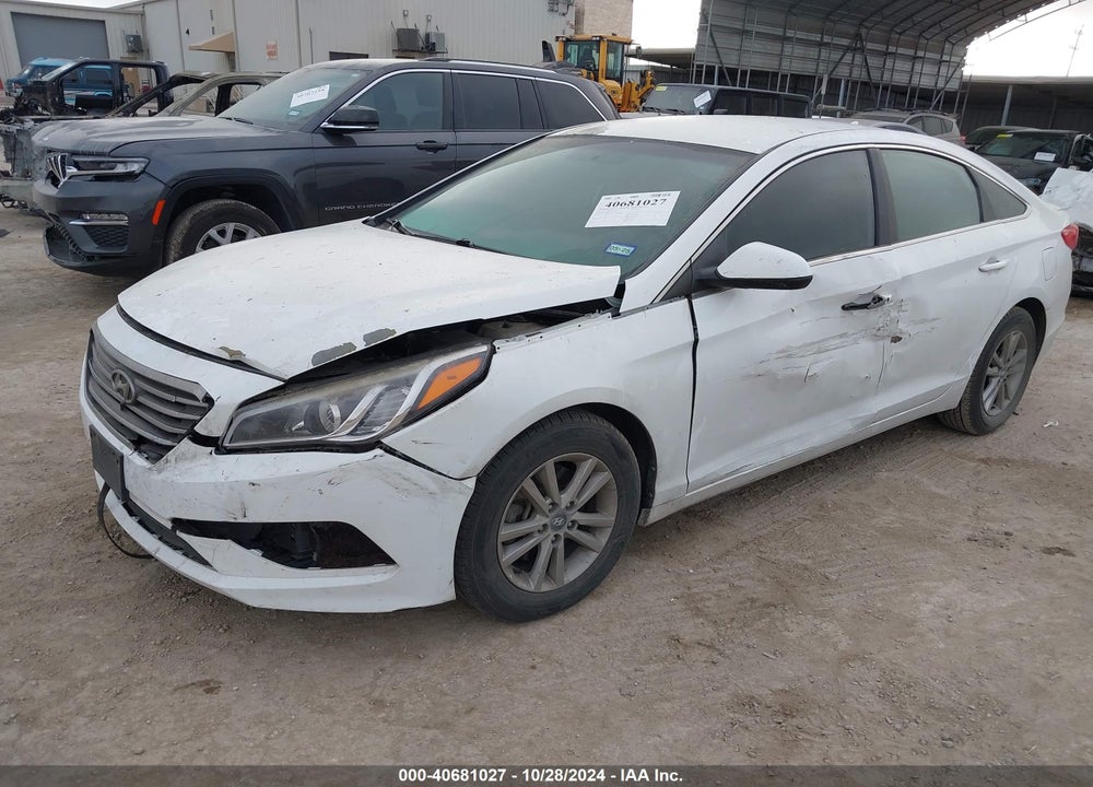 2016 HYUNDAI SONATA SE VIN: 5NPE24AF0GH337663