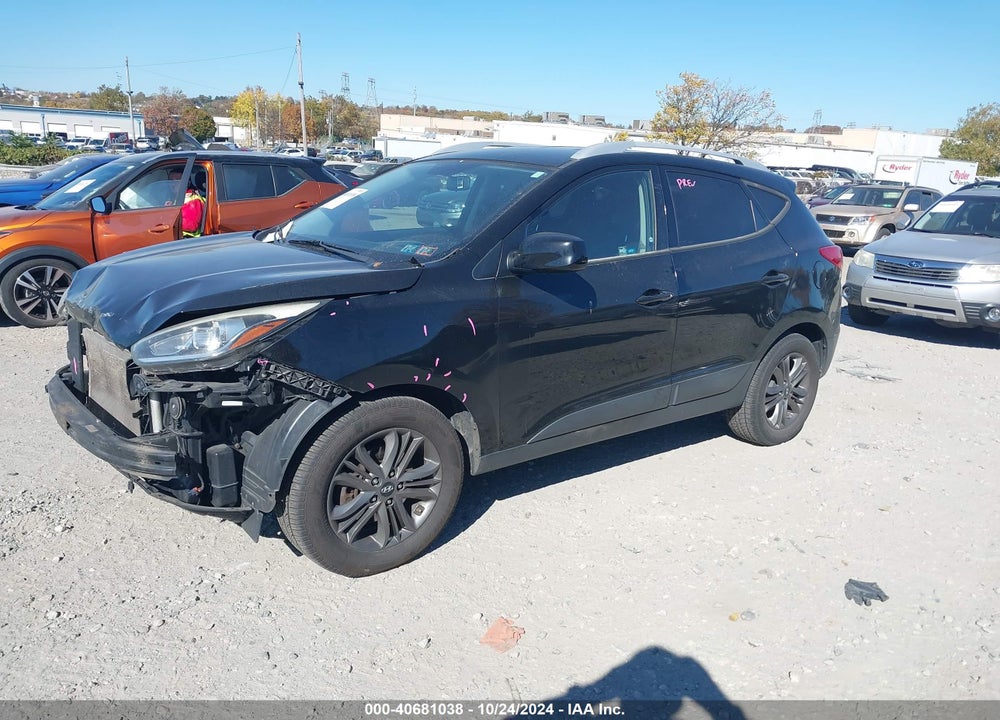 2014 HYUNDAI TUCSON SE VIN: KM8JUCAG7EU848457