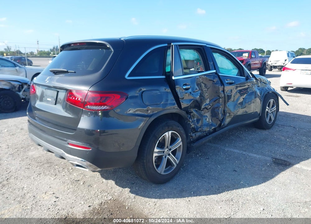 2022 MERCEDES-BENZ GLC 300 SUV VIN: W1N0G8DBXNV380635