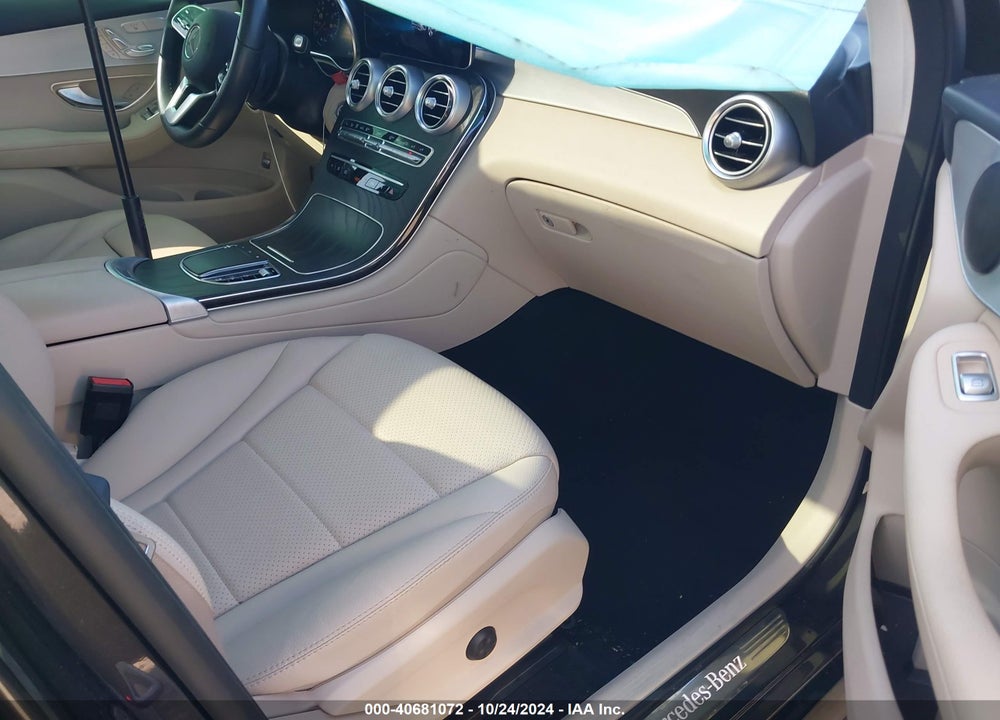 2022 MERCEDES-BENZ GLC 300 SUV VIN: W1N0G8DBXNV380635