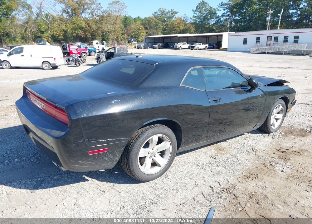 2013 DODGE CHALLENGER SXT VIN: 2C3CDYAG4DH524253