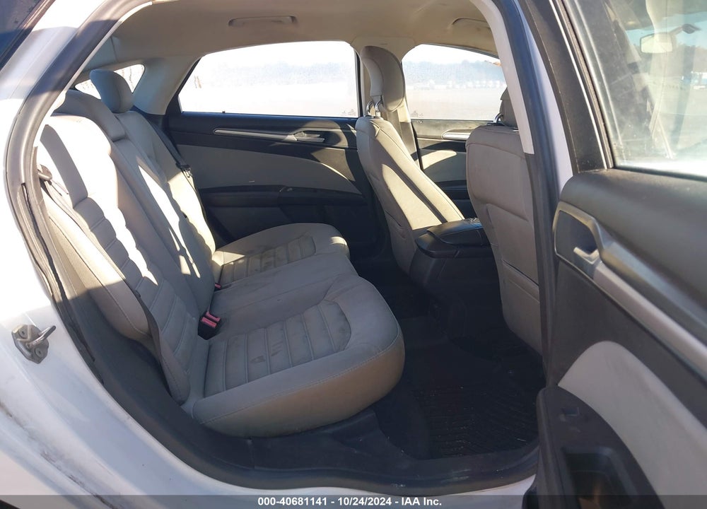 2014 FORD FUSION S VIN: 3FA6P0G70ER350413