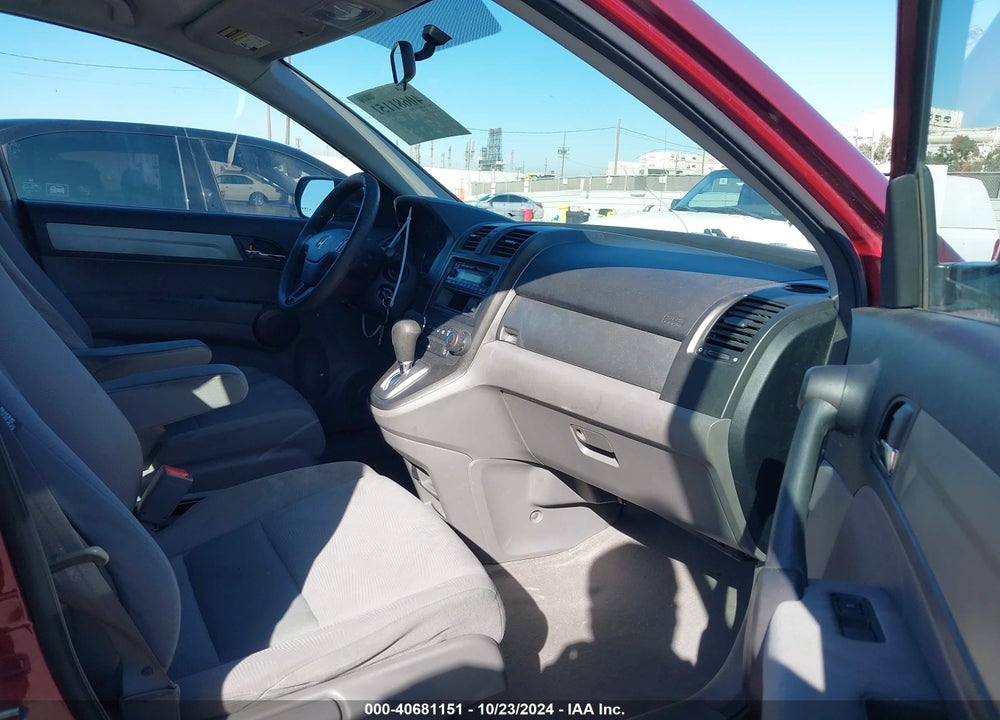 2010 HONDA CR-V LX VIN: JHLRE3H33AC009271