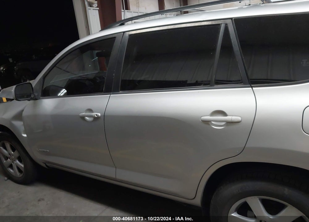 2007 TOYOTA RAV4 LIMITED VIN: JTMBD31V076047223