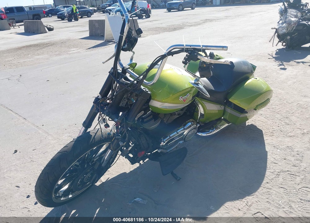 2015 VICTORY MOTORCYCLES MAGNUM VIN: 5VPYW36N0F3039928