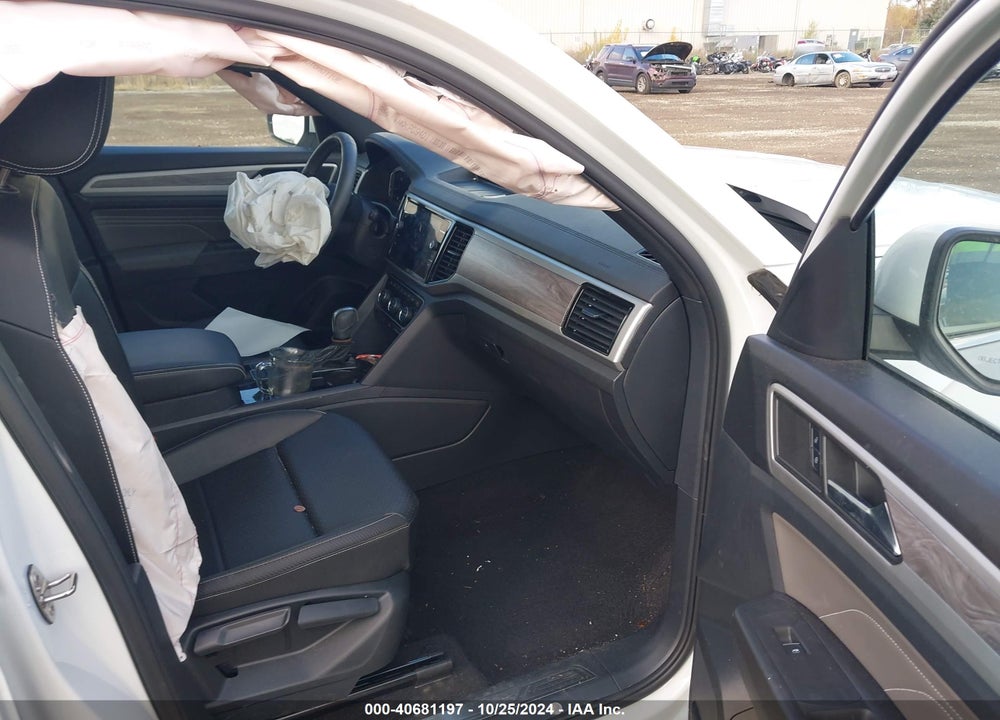 2023 VOLKSWAGEN ATLAS CROSS SPORT 3.6L V6 SE W/TECHNOLOGY VIN: 1V2KE2CA0PC218053