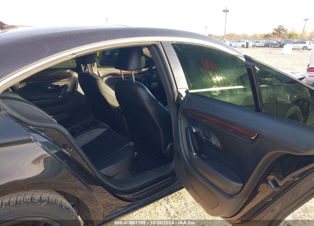 2012 VOLKSWAGEN CC LUX PLUS VIN: WVWHN7AN5CE502033