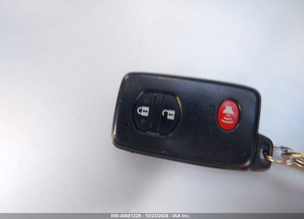 2014 TOYOTA PRIUS V FIVE VIN: JTDZN3EU4E3363963