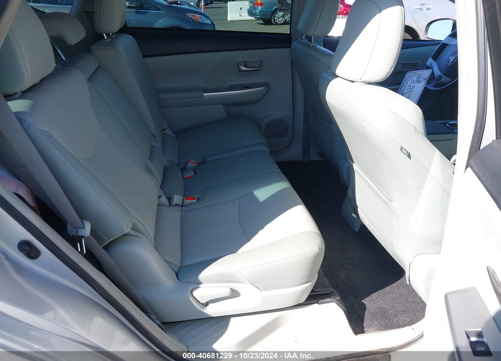 2014 TOYOTA PRIUS V FIVE VIN: JTDZN3EU4E3363963