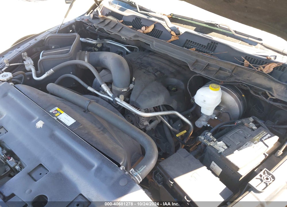 2016 RAM 1500 EXPRESS VIN: 1C6RR6KT5GS298011