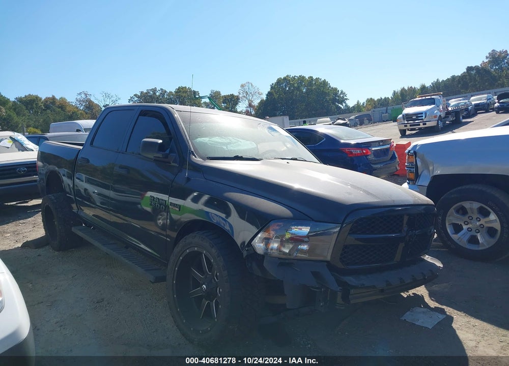 2016 RAM 1500 EXPRESS VIN: 1C6RR6KT5GS298011