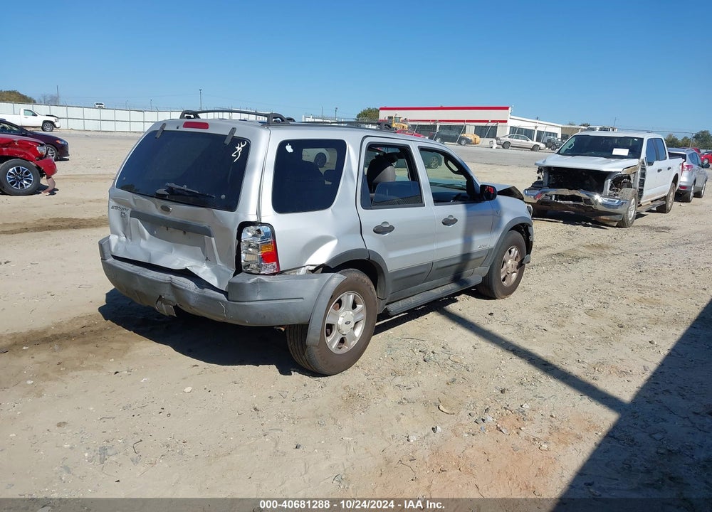 2002 FORD ESCAPE XLT VIN: 1FMYU03132KD81096