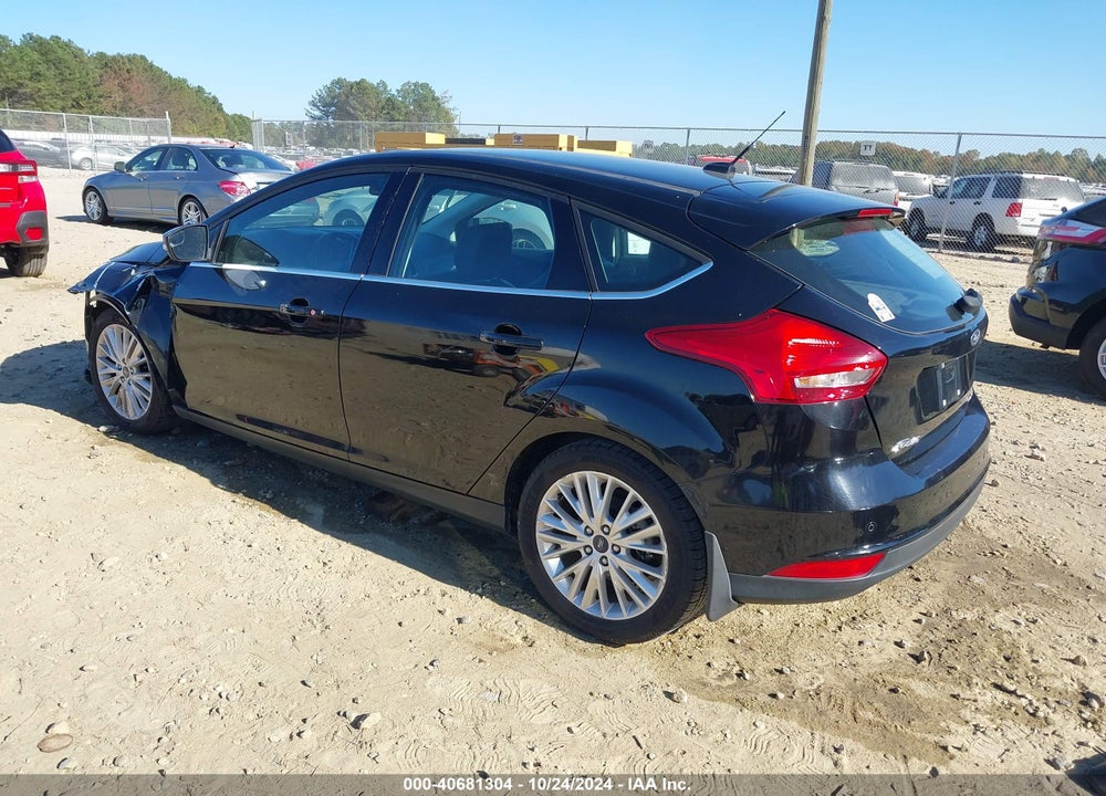 2017 FORD FOCUS TITANIUM VIN: 1FADP3N25HL272679