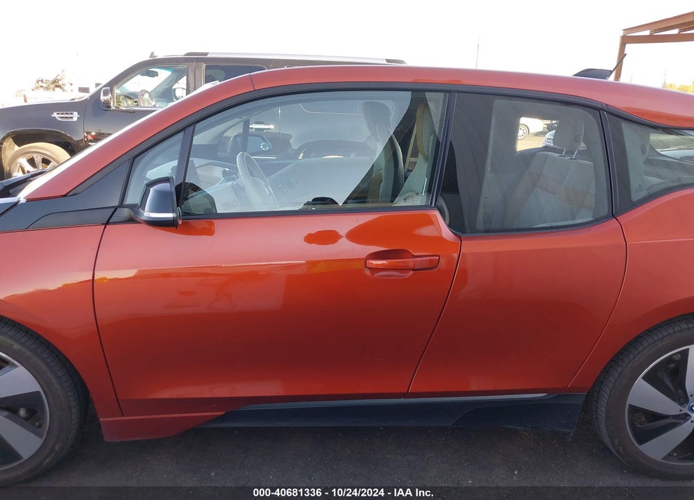 2015 BMW I3 BASE W/RANGE EXTENDER VIN: WBY1Z4C56FV504412