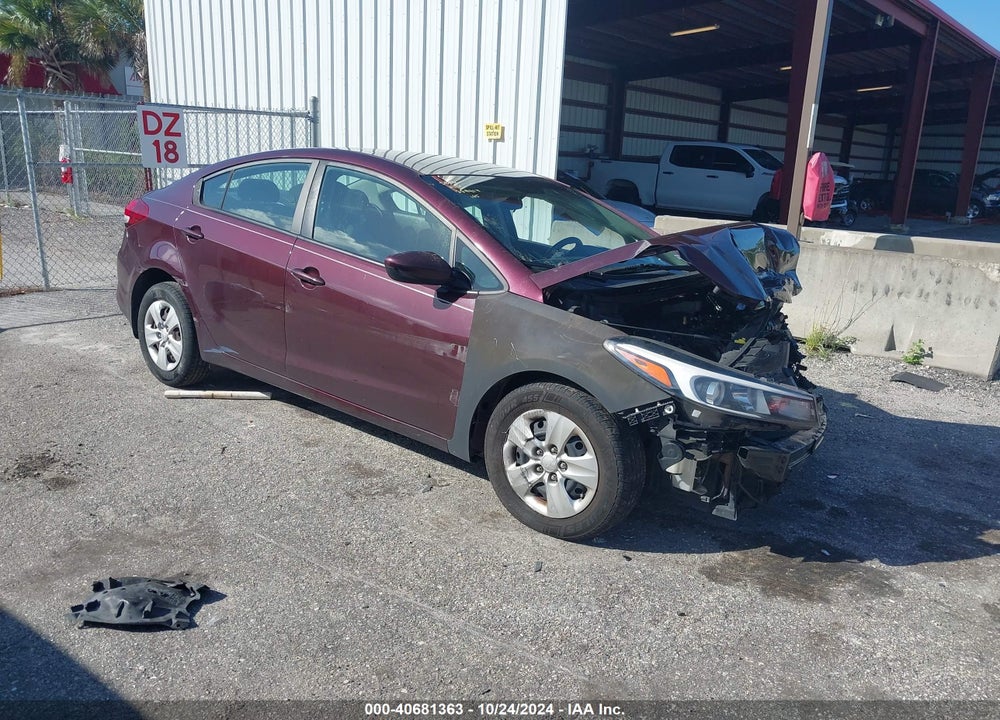 2017 KIA FORTE LX VIN: 3KPFK4A72HE044172