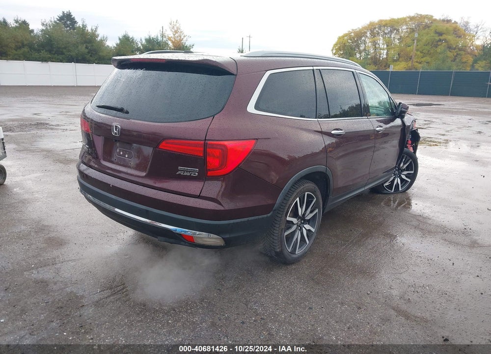 2017 HONDA PILOT TOURING VIN: 5FNYF6H96HB070607