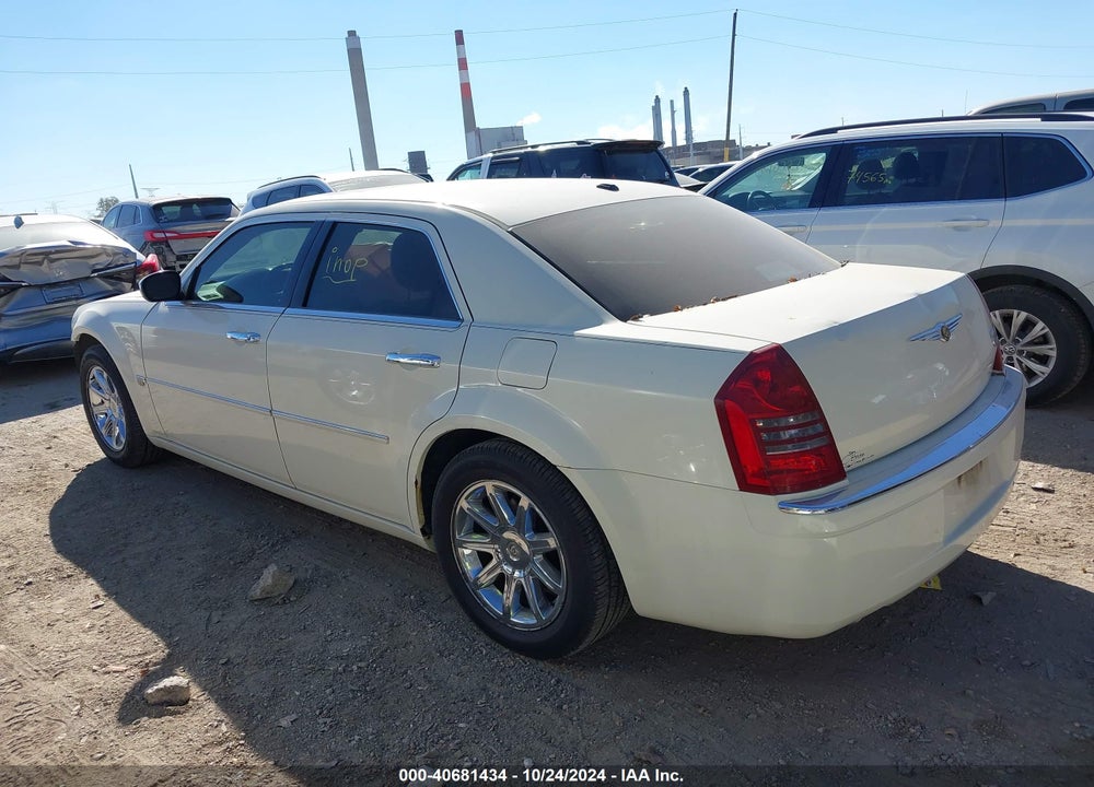 2007 CHRYSLER 300C VIN: 2C3KA63H37H658156