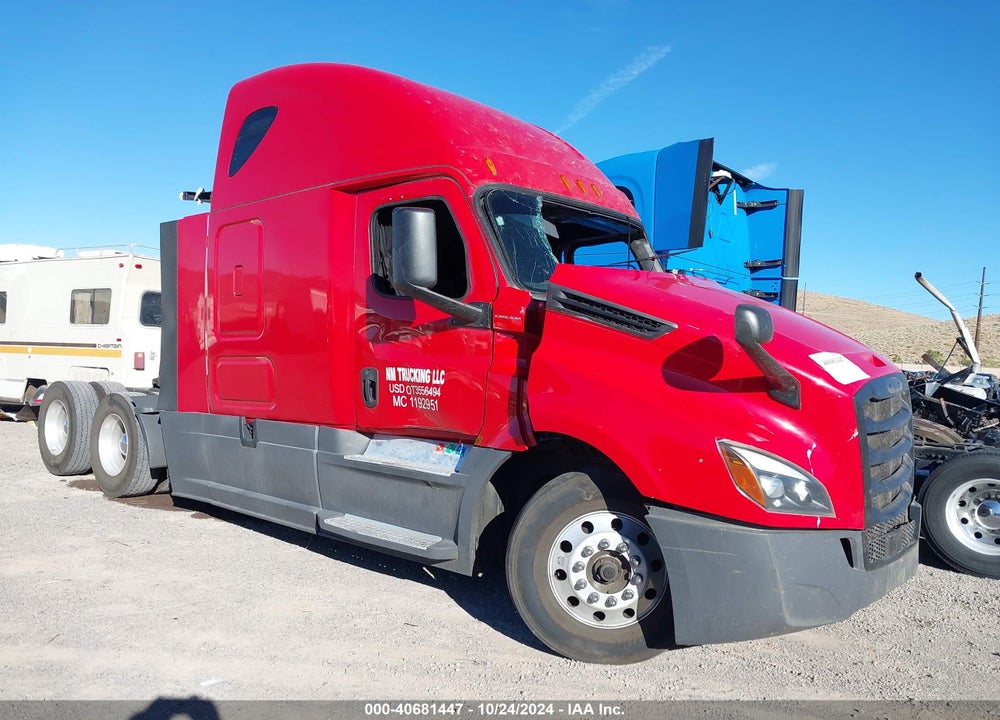2020 FREIGHTLINER NEW CASCADIA 126 VIN: 1FUJHHDR5LLLJ6834