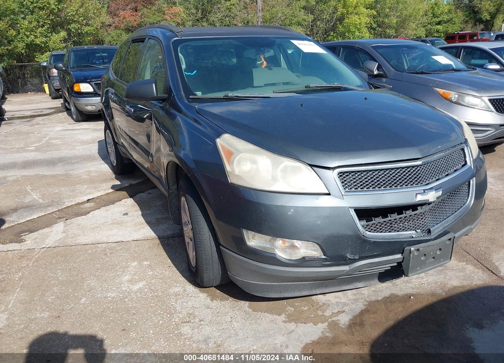 2011 CHEVROLET TRAVERSE LS VIN: 1GNKREED9BJ166402