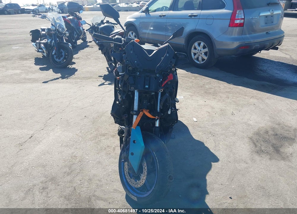 2019 YAMAHA CZD300 A VIN: MH3SH10Y1KK001700