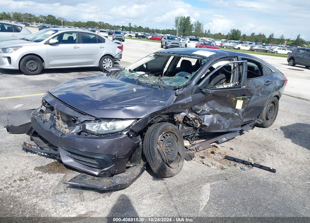 2018 HONDA CIVIC LX VIN: 2HGFC2F55JH563821