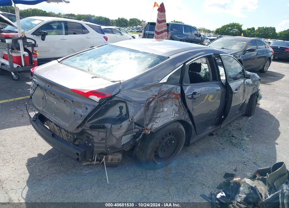 2018 HONDA CIVIC LX VIN: 2HGFC2F55JH563821