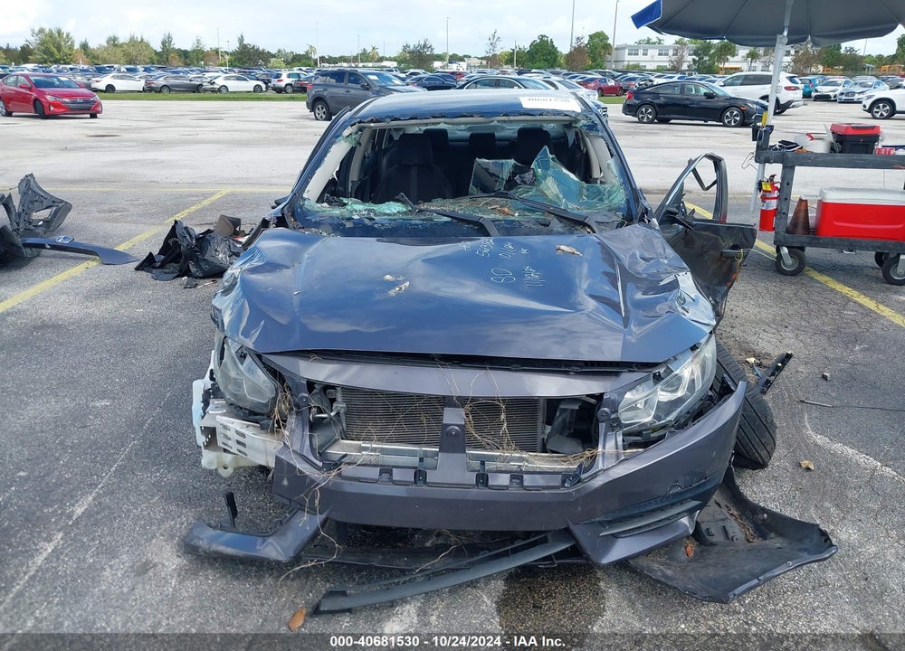 2018 HONDA CIVIC LX VIN: 2HGFC2F55JH563821