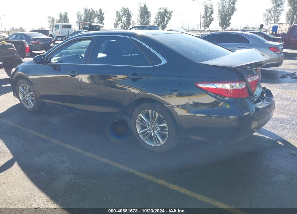 2015 TOYOTA CAMRY SE VIN: 4T1BF1FKXFU485783