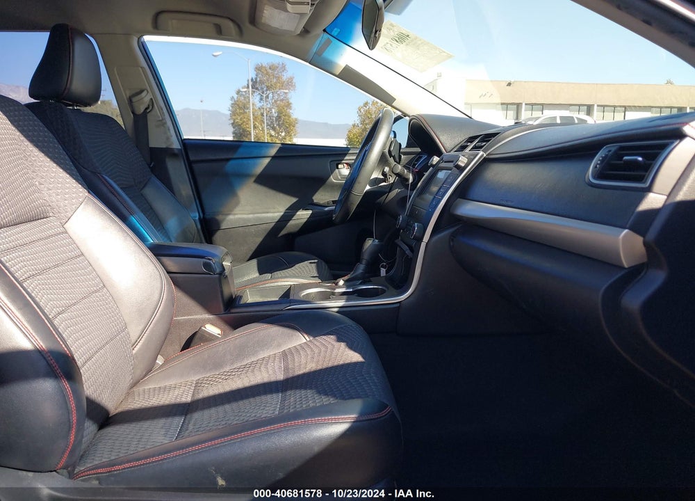 2015 TOYOTA CAMRY SE VIN: 4T1BF1FKXFU485783