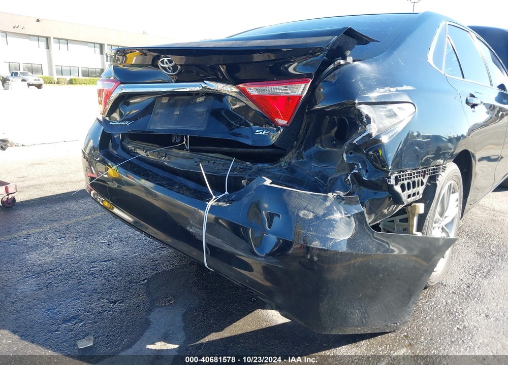 2015 TOYOTA CAMRY SE VIN: 4T1BF1FKXFU485783