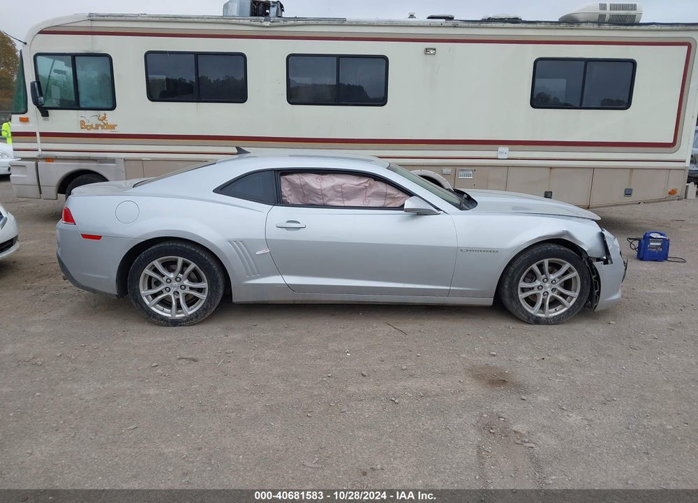 2015 CHEVROLET CAMARO 2LS VIN: 2G1FB1E38F9195897
