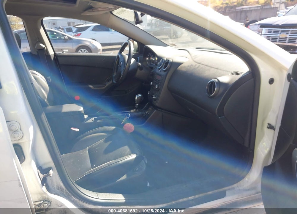 2008 PONTIAC G6 GXP VIN: 1G2ZM577684213040