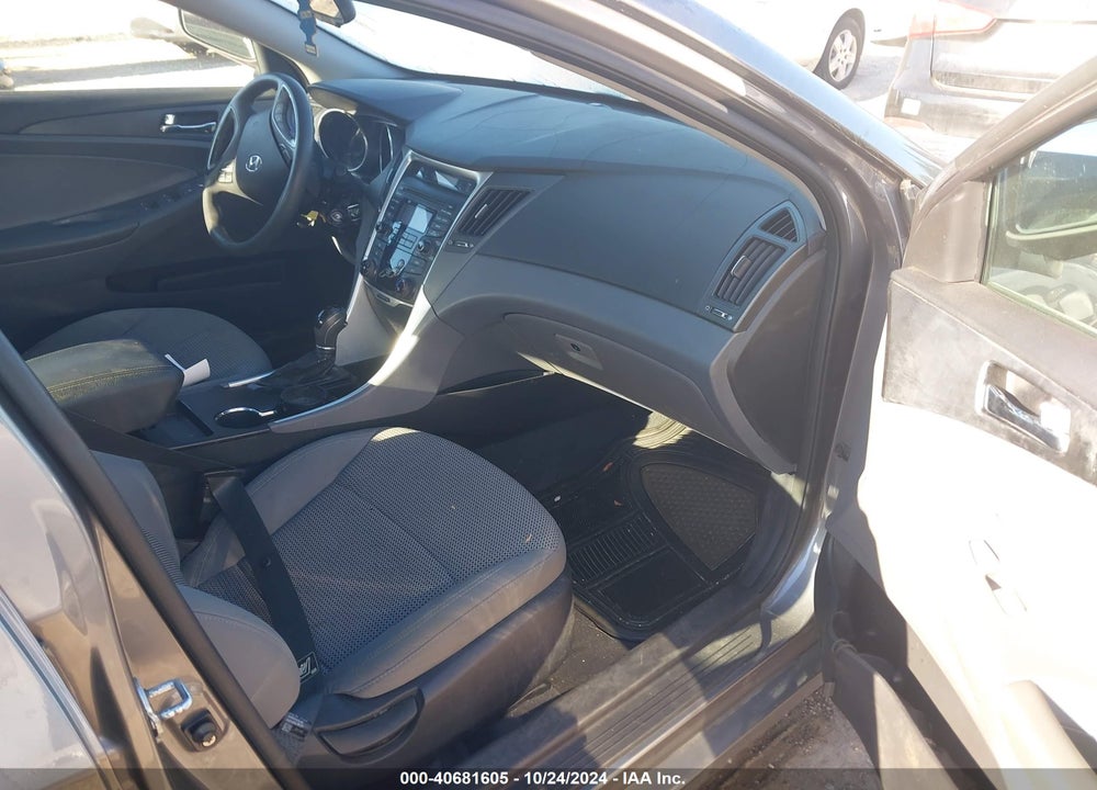 2012 HYUNDAI SONATA GLS VIN: 5NPEB4AC0CH338070