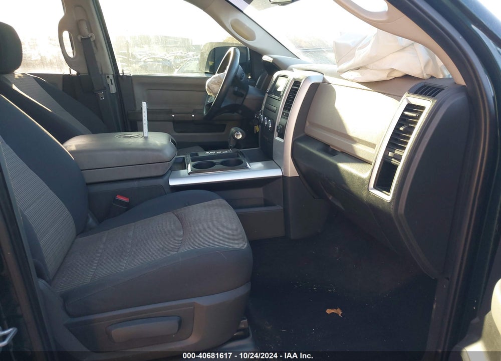 2011 RAM 1500 SLT VIN: 1D7RV1CT2BS649204