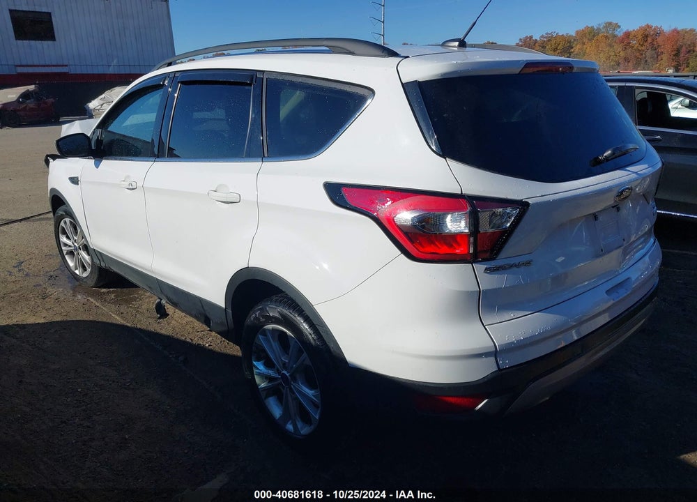 2018 FORD ESCAPE SE VIN: 1FMCU0GD3JUB16910