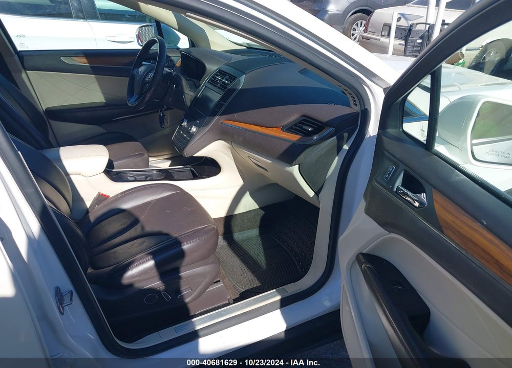 2015 LINCOLN MKC VIN: 5LMCJ1A92FUJ21975