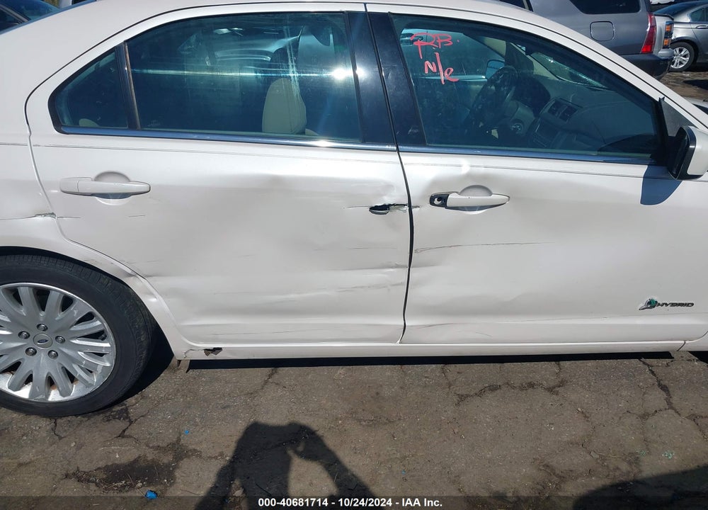 2010 FORD FUSION HYBRID VIN: 3FADP0L37AR381744